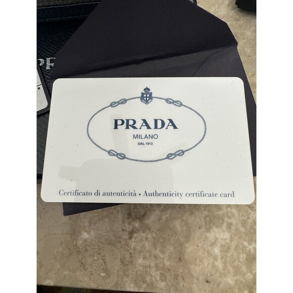 Prada Portacarte Di Cred Micro Vitello Leather Wallet Card Holder NWT - Picture 12 of 14